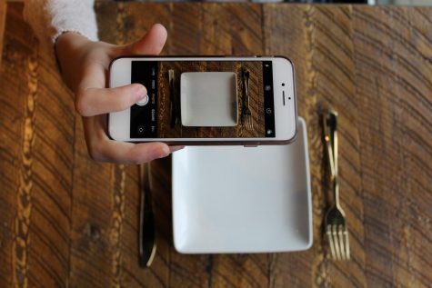 Social Media Influences Eating Disorders